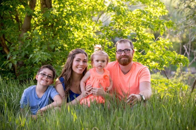 Collin Stumpf Photography Family Photographs in Regina park