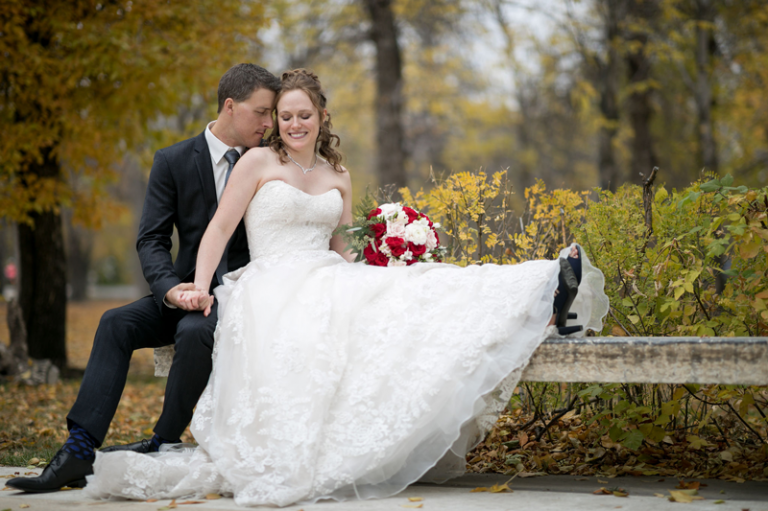 fall wedding photos in Regina